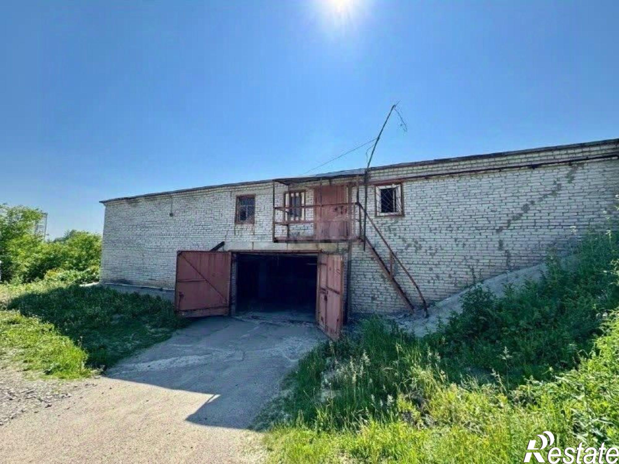 Купить гараж, место в паркинге за 1 288 320 рублей на ул Клюева, 24