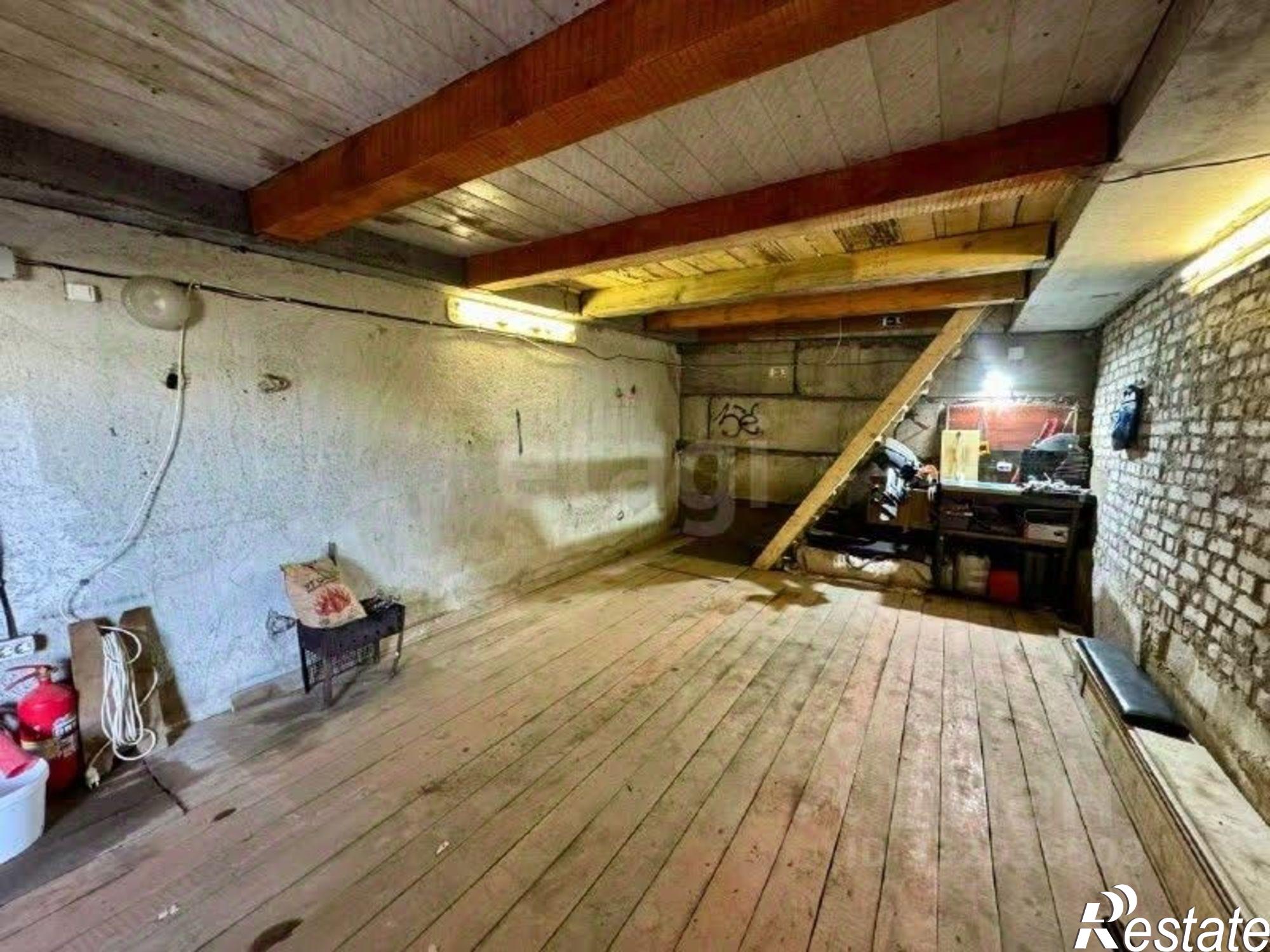 Купить гараж, место в паркинге за 1 288 320 рублей на ул Клюева, 24