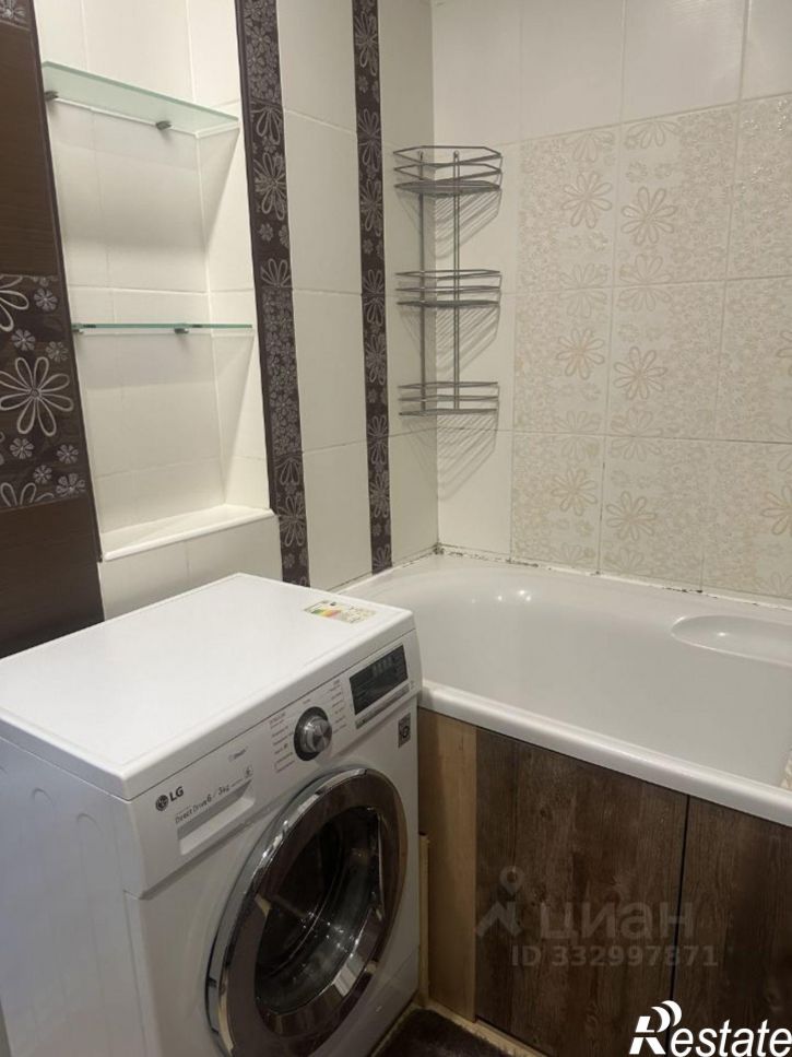 3-комн квартира ул Елизаровых, 56,  д. 56