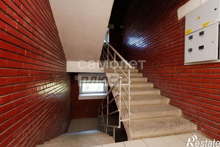 2-комн квартира ул 79-й Гвардейской дивизии, 18,  д. 18