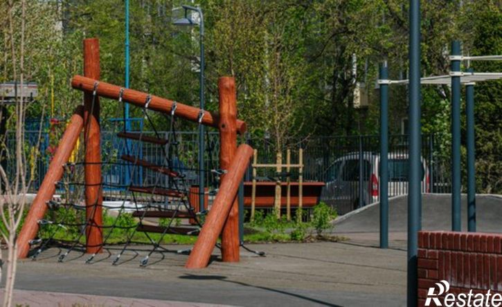 4-комн квартира ул Матросова, 11,  д. 11