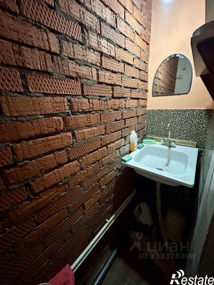 Комната ул Ференца Мюнниха, 1,  д. 1