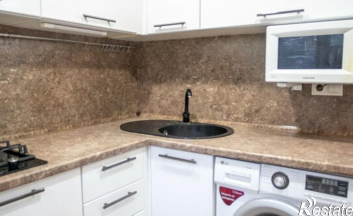 2-комн квартира ул Елизаровых, 40 1,  д. 40 1,  к. 1