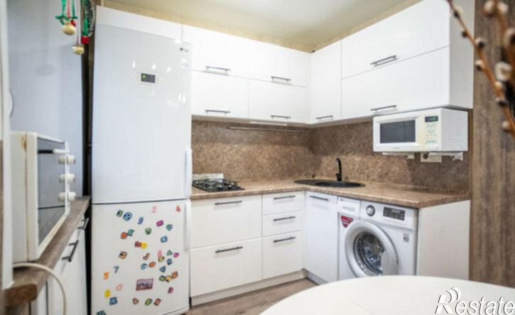 2-комн квартира ул Елизаровых, 40 1,  д. 40 1,  к. 1