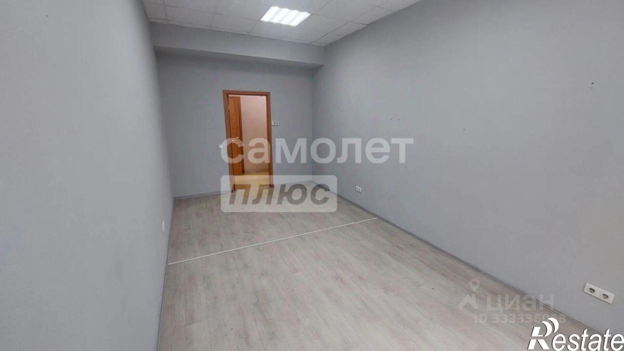 Сдать офис, помещение под офис за 18 000 рублей на пр-кт Кирова, 58