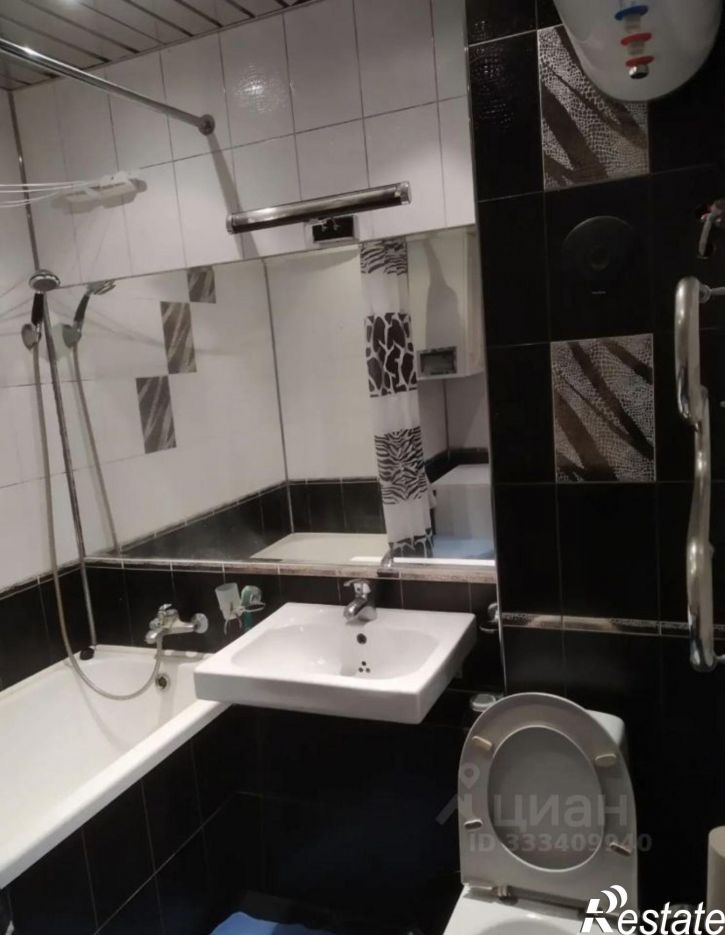 2-комн квартира ул Беринга, 13 1,  д. 13 1,  к. 1
