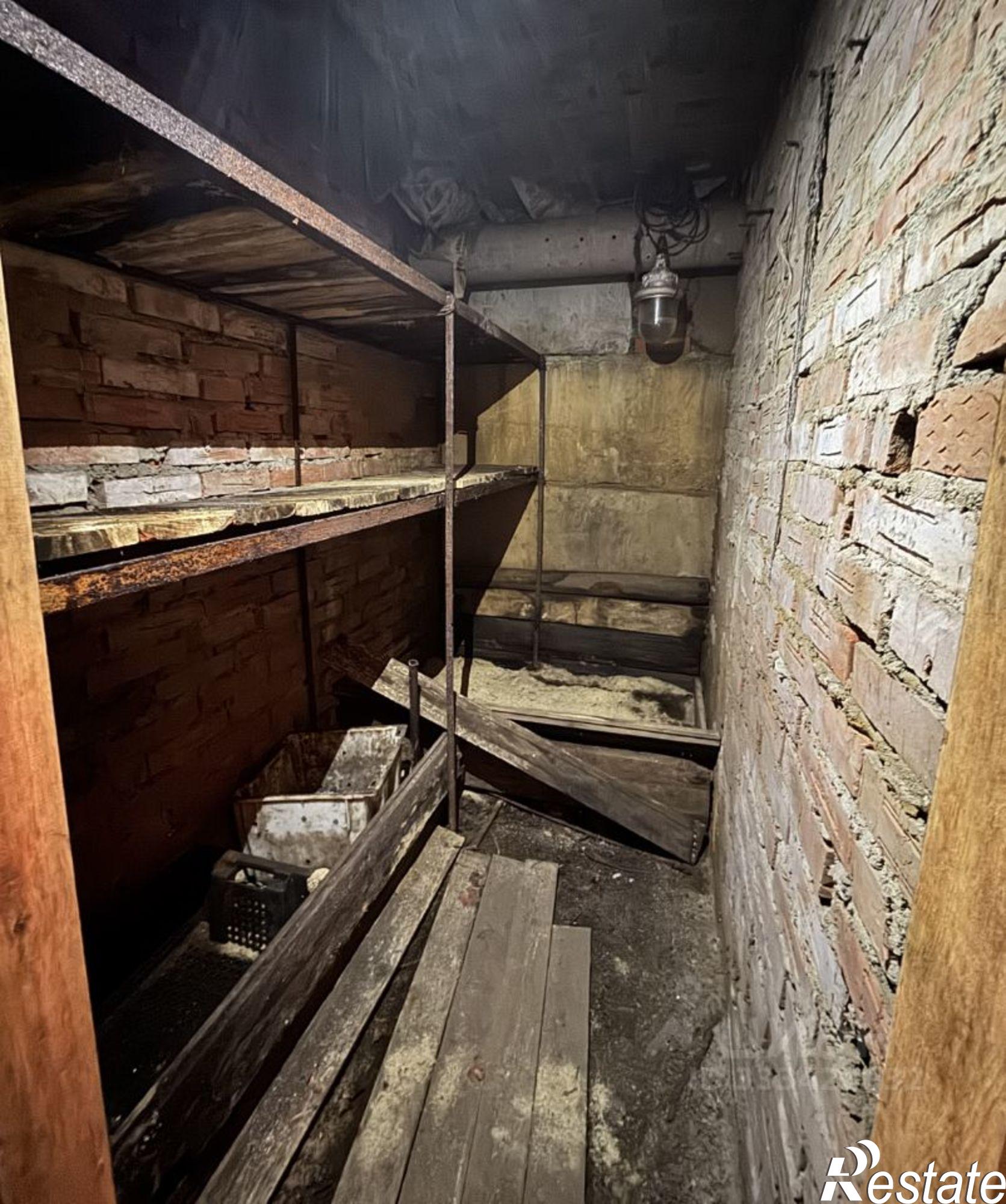 Купить гараж, место в паркинге за 26 001 рублей на ул Говорова, 48/5