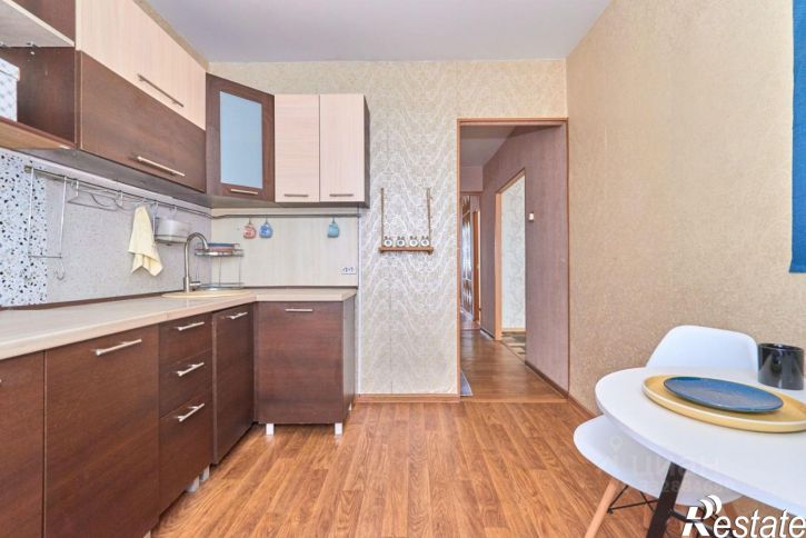 4-комн квартира ул Интернационалистов, 19/1,  д. 19/1