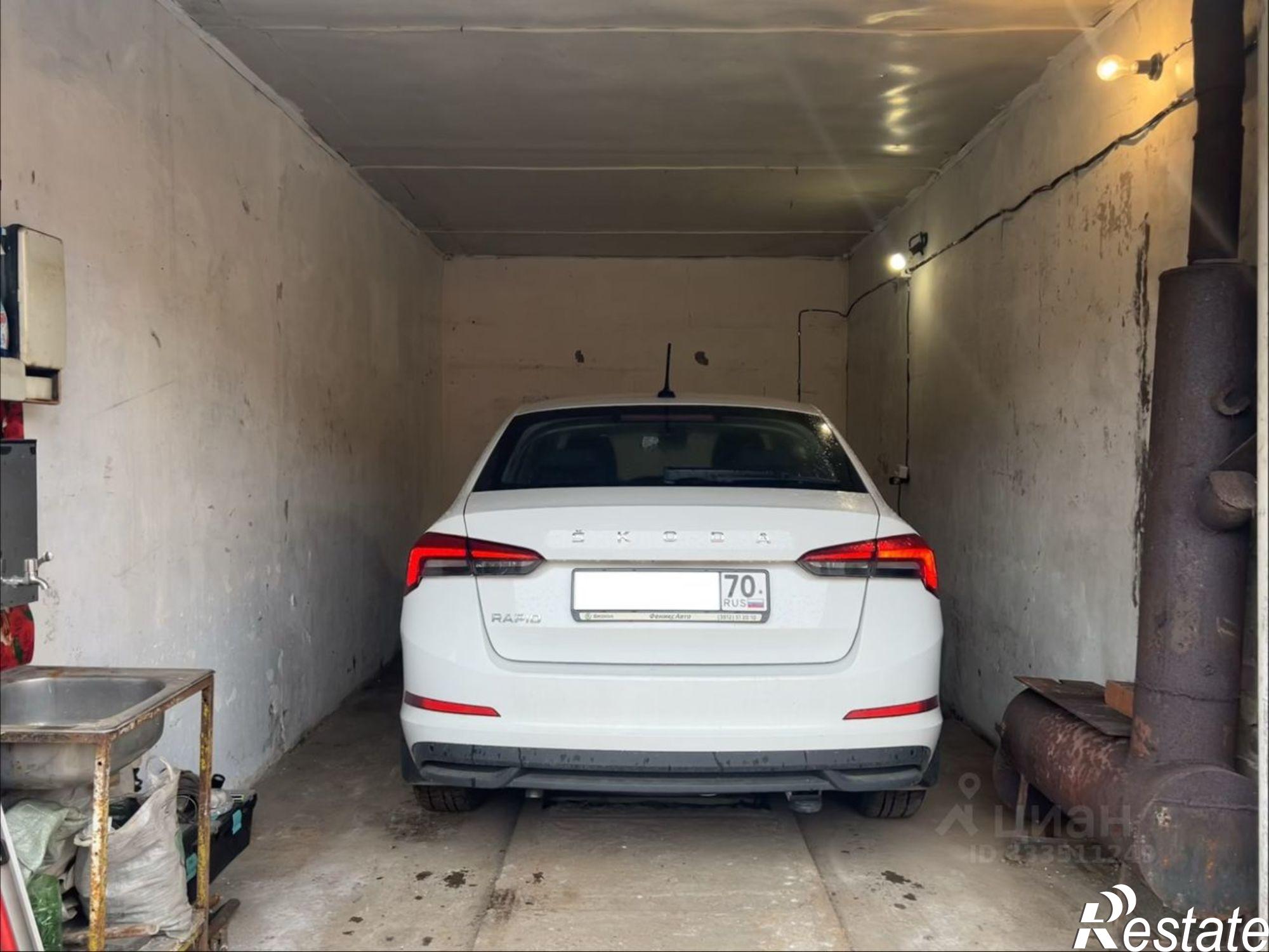 Купить гараж, место в паркинге за 650 012 рублей на ул Космическая, 4/2