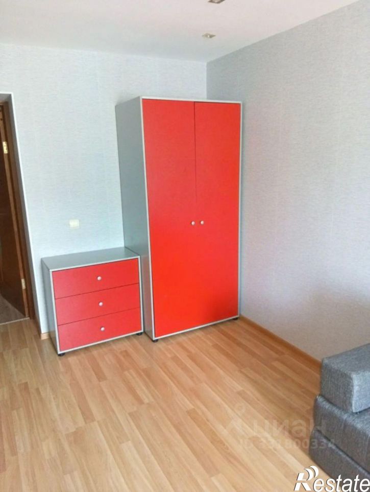3-комн квартира ул Косарева, 33,  д. 33