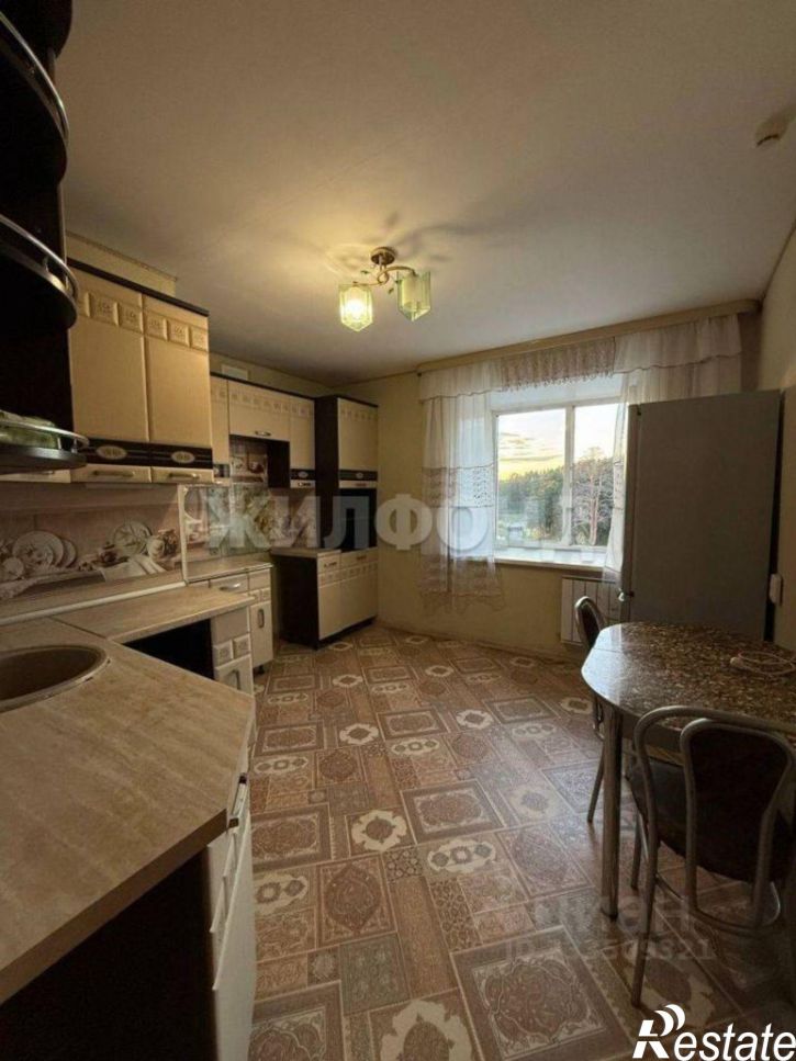 2-комн квартира ул Дизайнеров, 3,  д. 3