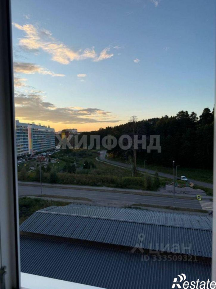 2-комн квартира ул Дизайнеров, 3,  д. 3
