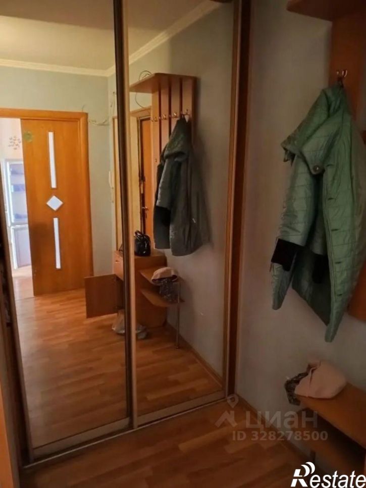 2-комн квартира улица Сергея Лазо, 32,  д. 32