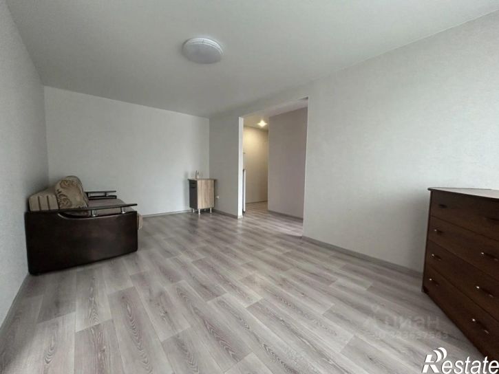 2-комн квартира улица Елизаровых, 39/3,  д. 39/3