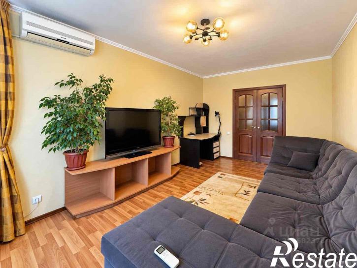 2-комн квартира Алтайская улица, 8/3,  д. 8/3
