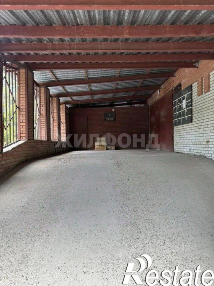 Гараж/парковка улица Розы Люксембург, 56,  д. 56