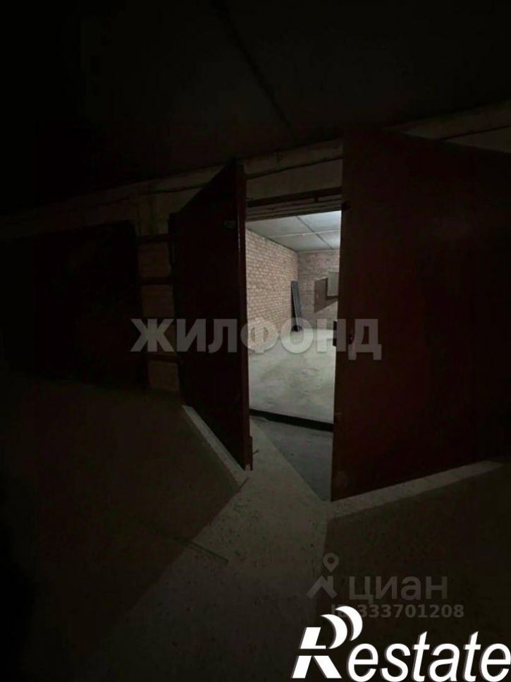 Гараж/парковка улица Розы Люксембург, 56,  д. 56