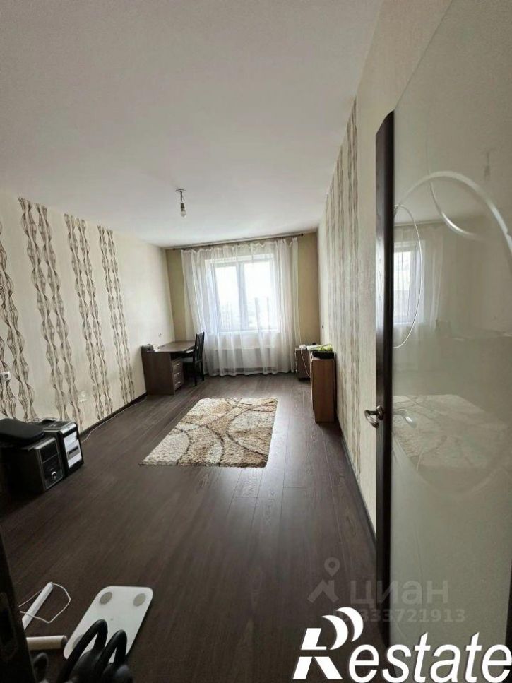 3-комн квартира 4-я Заречная улица, 42,  д. 42