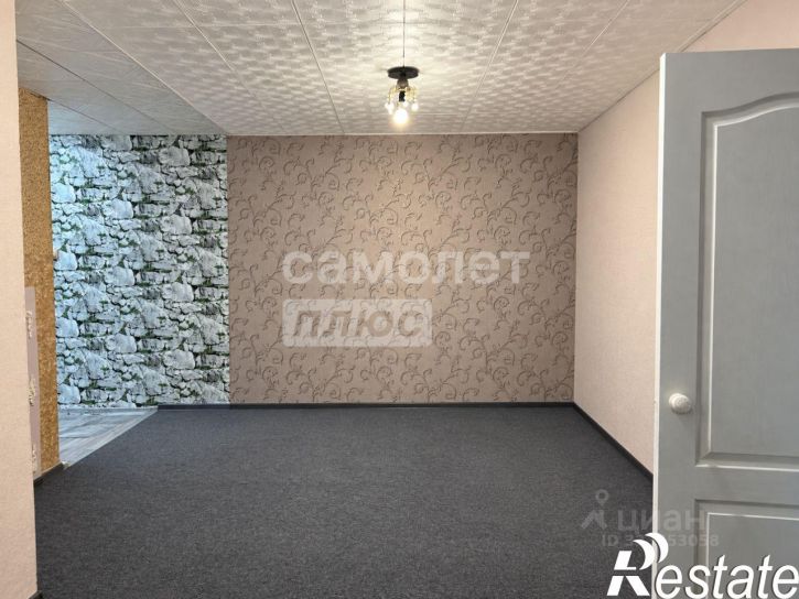 2-комн квартира улица Лазарева, 5,  д. 5