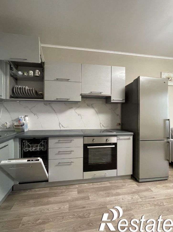 3-комн квартира Карский переулок, 1,  д. 1
