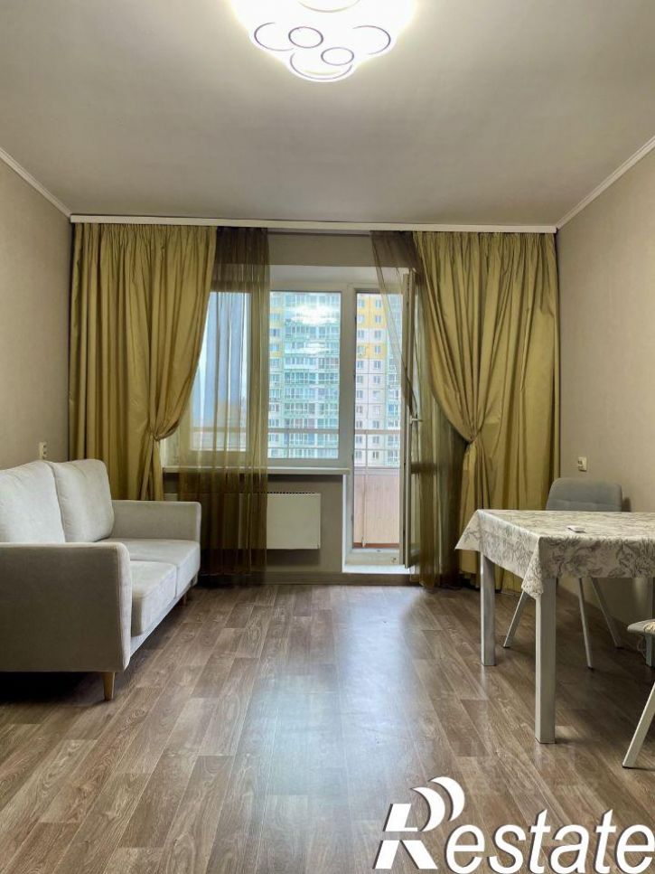 3-комн квартира Карский переулок, 1,  д. 1