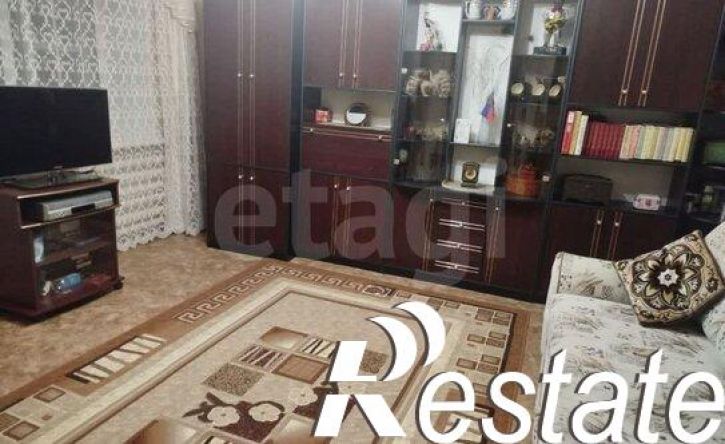 3-комн квартира улица Ивана Черных, 52,  д. 52