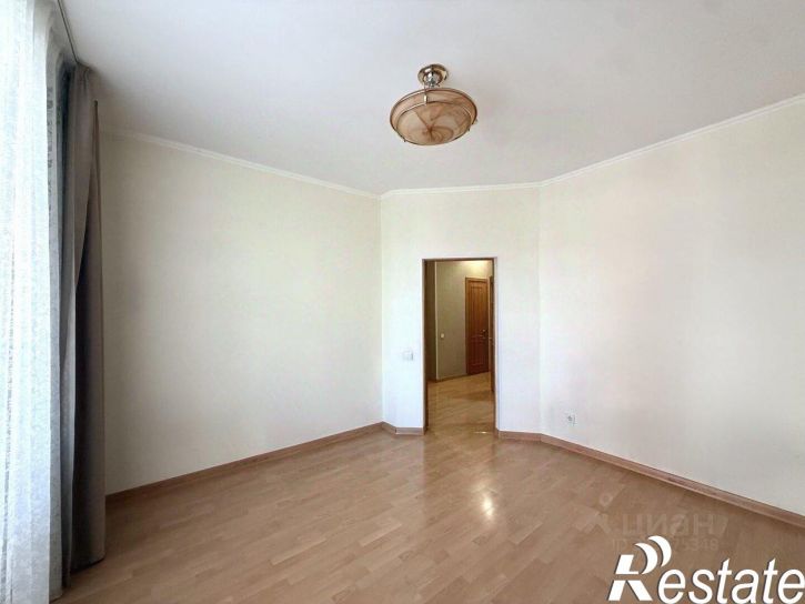 3-комн квартира улица Никитина, 19,  д. 19