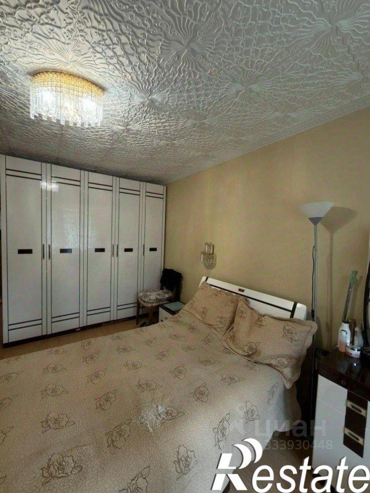 4-комн квартира улица Елизаровых, 52,  д. 52