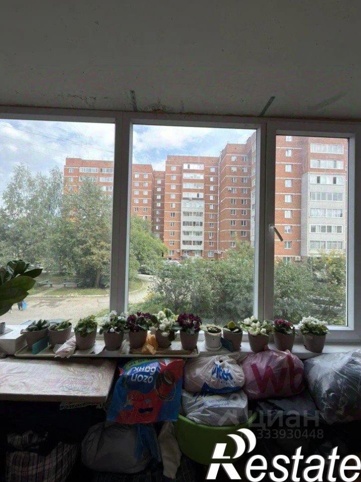 4-комн квартира улица Елизаровых, 52,  д. 52