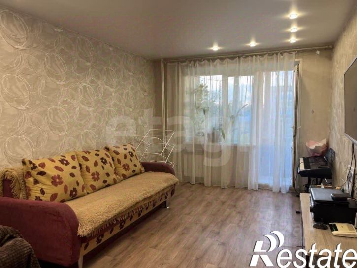 2-комн квартира улица Суворова, 1,  д. 1