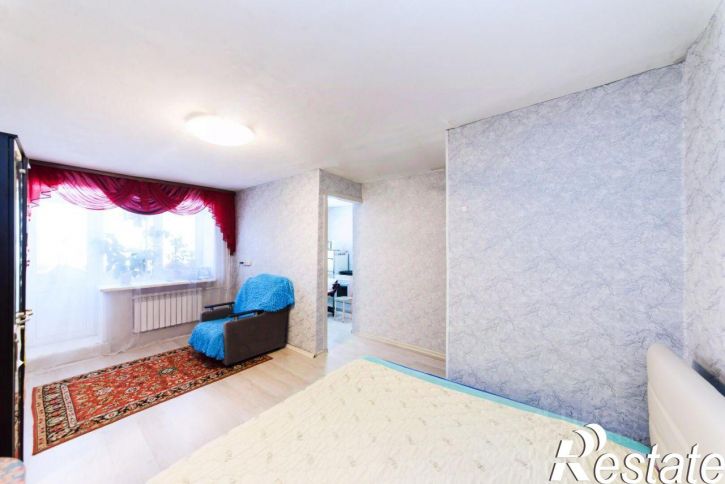 2-комн квартира улица Карташова, 39,  д. 39
