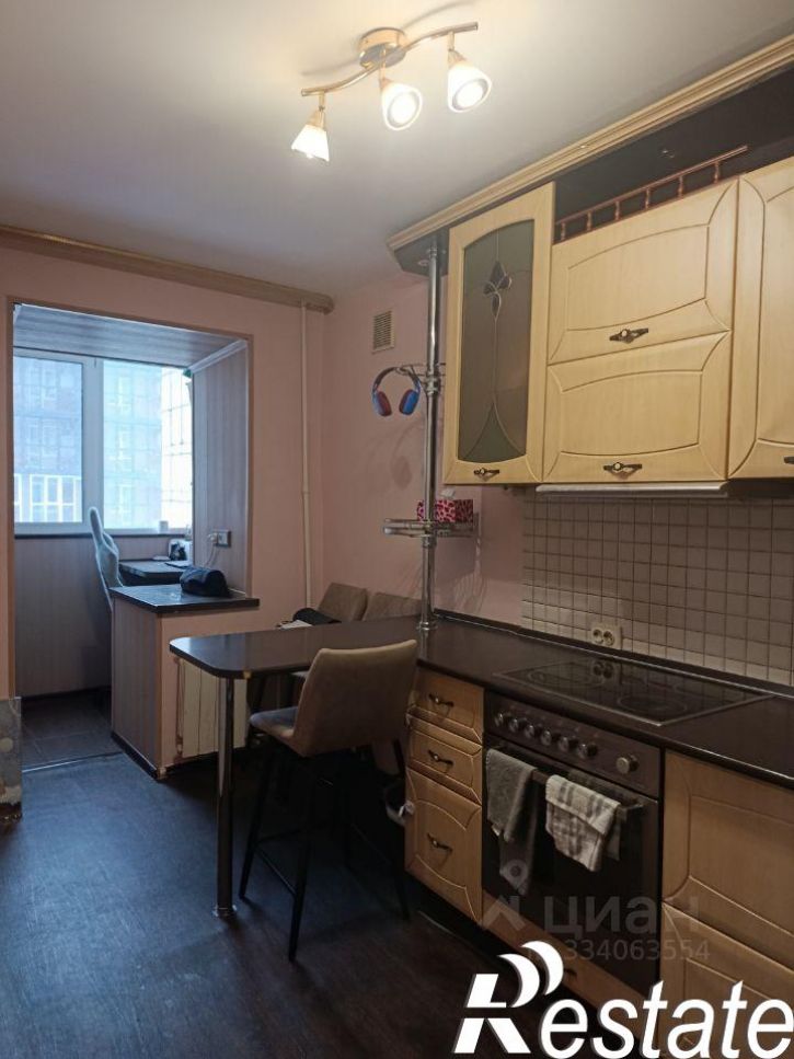 2-комн квартира улица Нахимова, 18,  д. 18