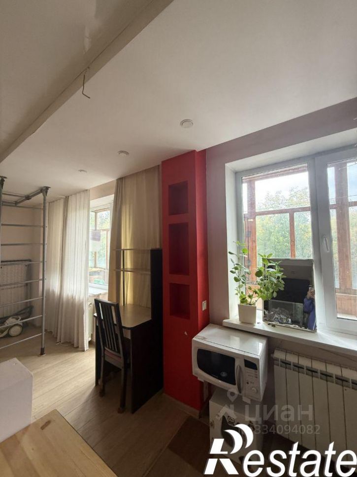 2-комн квартира улица Бирюкова, 11,  д. 11