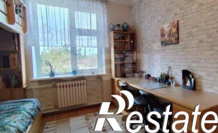 3-комн квартира улица Кузнецова, 1,  д. 1