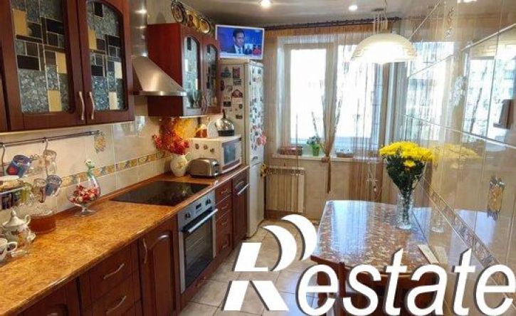 3-комн квартира улица Ференца Мюнниха, 26,  д. 26