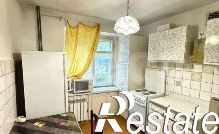 3-комн квартира улица Артёма, 15,  д. 15