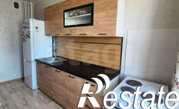 3-комн квартира улица Жуковского, 35,  д. 35