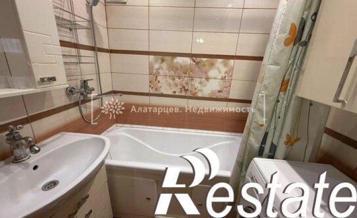2-комн квартира улица Ференца Мюнниха, 11,  д. 11