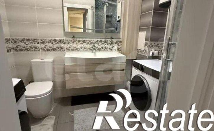 4-комн квартира улица Трифонова, 22,  д. 22