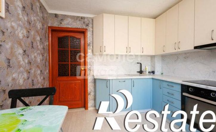 3-комн квартира улица Сергея Лазо, 4/1,  д. 4/1