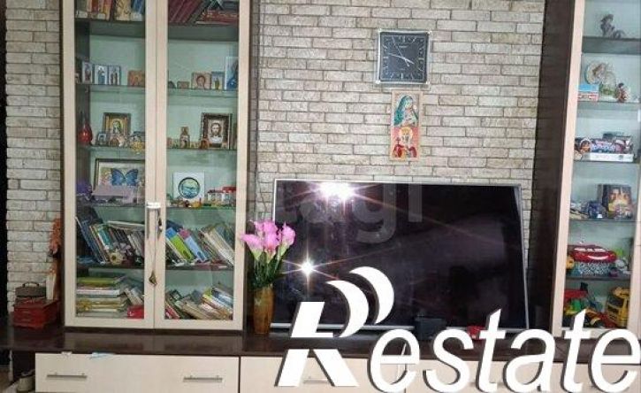 2-комн квартира Большая Подгорная улица, 42,  д. 42