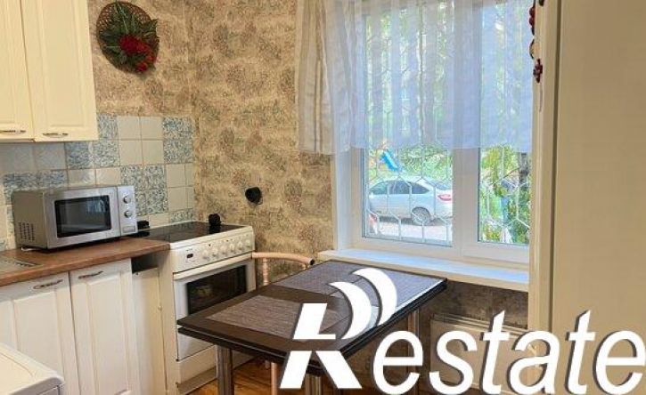 2-комн квартира улица 79-й Гвардейской Дивизии, 16,  д. 16