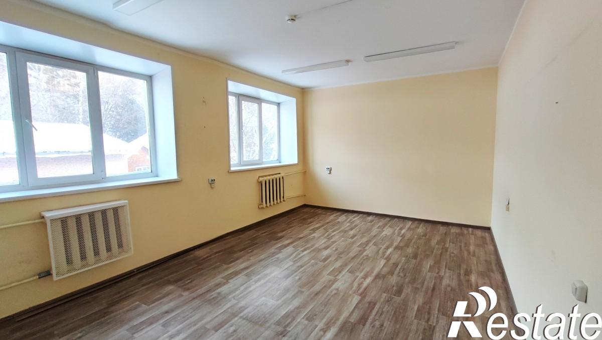 Сдать офис, помещение под офис за 9 920 рублей на пер. Сакко, 27