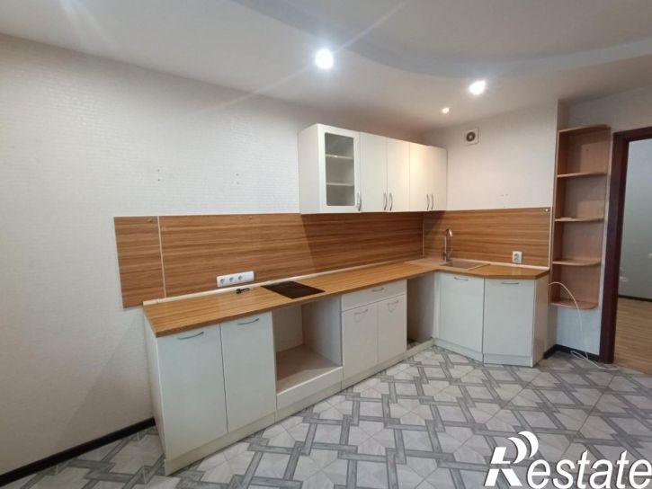 2-комн квартира ул. Ивана Черных, 22