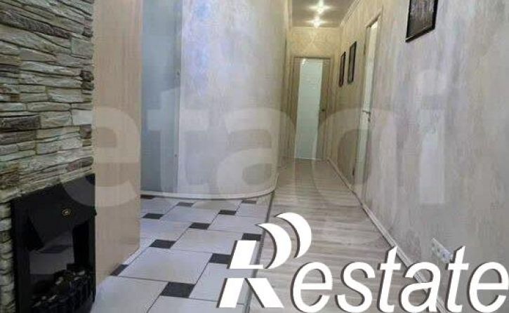 3-комн квартира Алтайская улица, 20,  д. 20