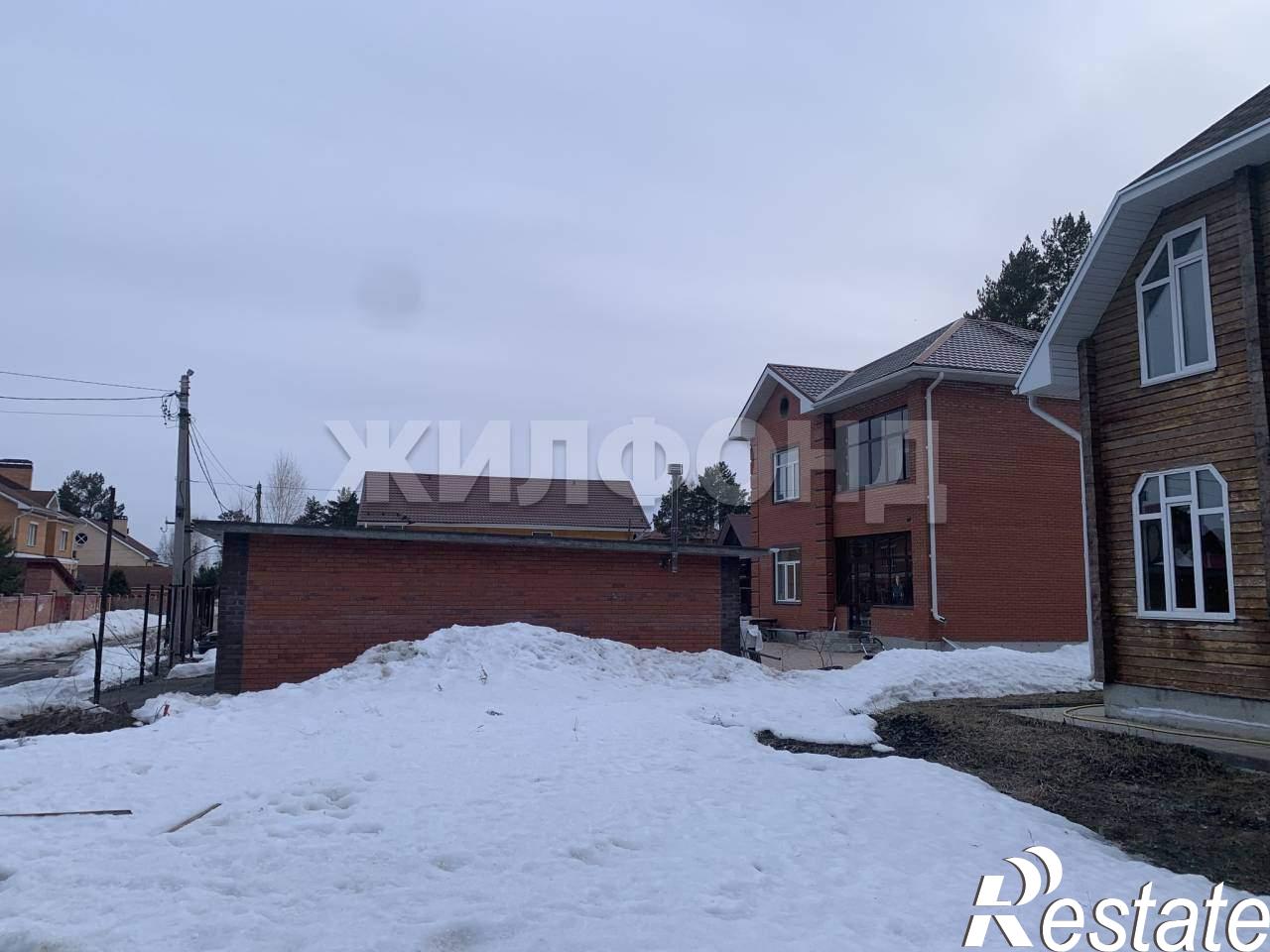 Купить дачу, дом, коттедж за 14 500 000 рублей на Листвянка улица, д.4