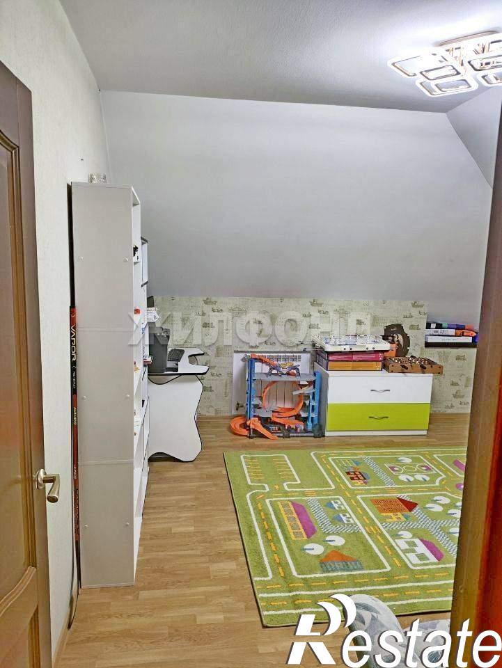 Купить дачу, дом, коттедж за 12 000 000 рублей на Степная улица