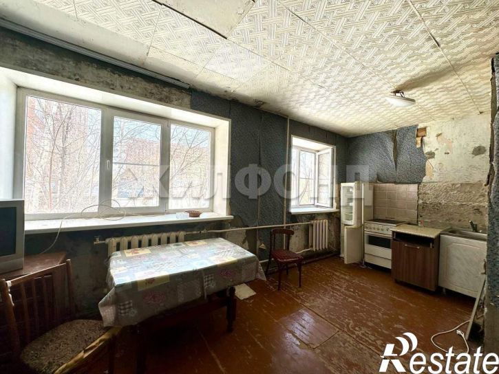 2-комн квартира Короленко улица, д.17
