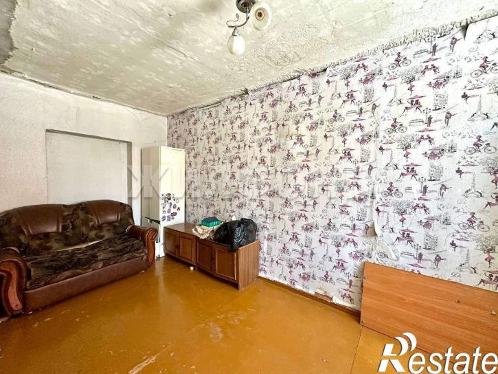 2-комн квартира Короленко улица, д.17