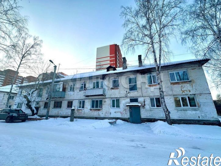 2-комн квартира Короленко улица, д.17